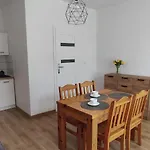 아파트 Pod Roza Ledzin