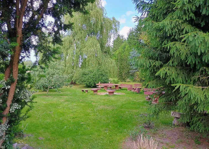 Pod Roza Διαμέρισμα Ledzin